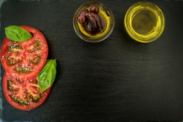 mediterranean cooking with olive oil